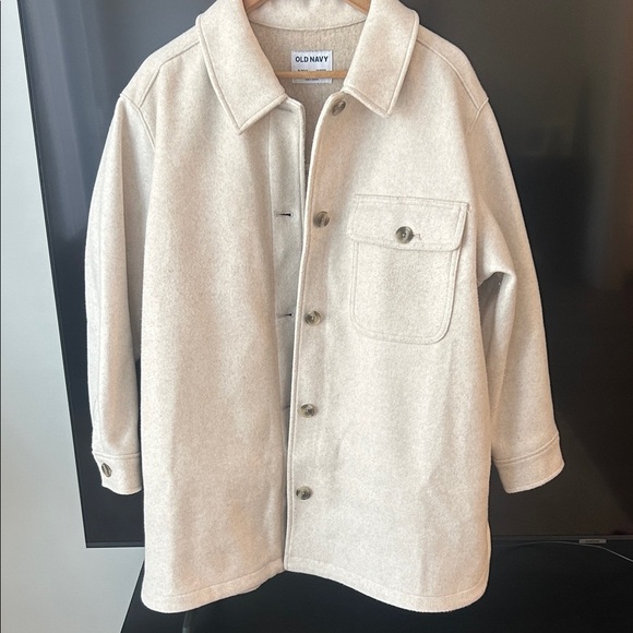 Old Navy Oversized Soft Brushed Shacket Heather Oatmeal Button Front XL Petite - Picture 3 of 17
